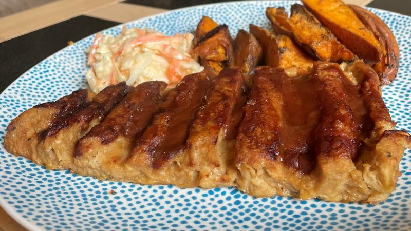 ASDA OMV BBQ No Ribs served with wedges and coleslaw