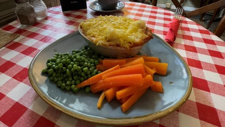 Meatless Shepherd’s Pie at Café 21 in Colchester with peas and carrots