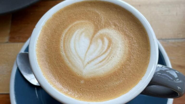 Oat milk flat white with latte art at Gaard 2 in Sheffield