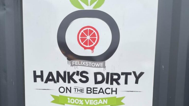 Hanks Dirty on the Beach 100% vegan sign in Felixstowe