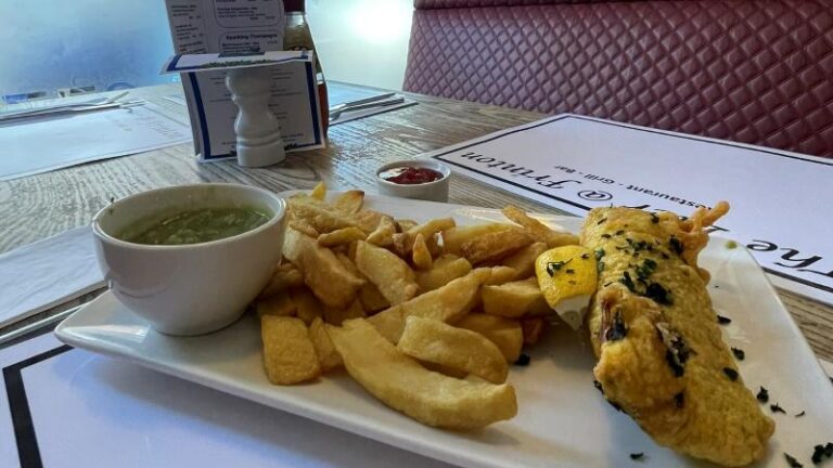 Pier One Frinton-on-Sea – Vegan Fish and Chips by the Sea